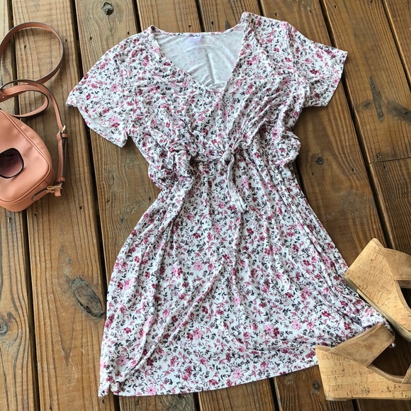 No Boundaries Dresses & Skirts - Floral Soft Romantic Dress